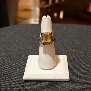 Elegant Citrine and diamond Gemstone 14k gold Ring
